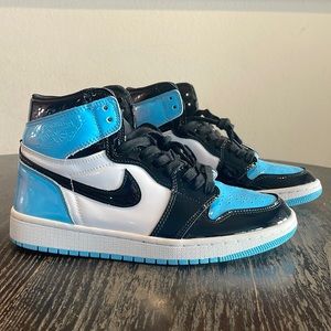 Air Jordan 1 Retro High OG “Blue Chill” Women’s Size 7